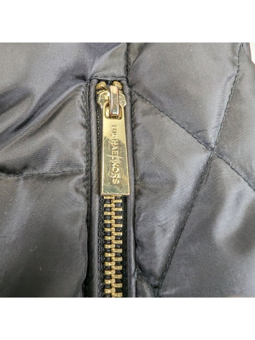 Michael Kors Black Quilted Hooded Puffer Coat w/ Gold Zippers Women's Size M - Picture 9 of 13
